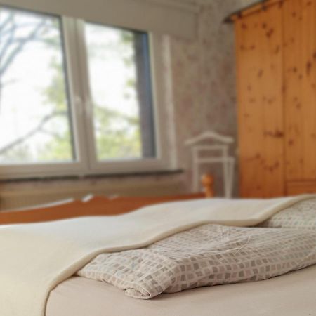 Ferienhaus Blauer See Mit Optionalem Hot-Tub Бокхорн Екстериор снимка