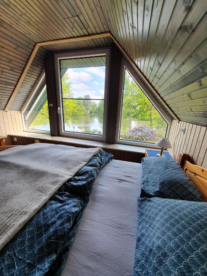 Ferienhaus Blauer See Mit Optionalem Hot-Tub Бокхорн Екстериор снимка