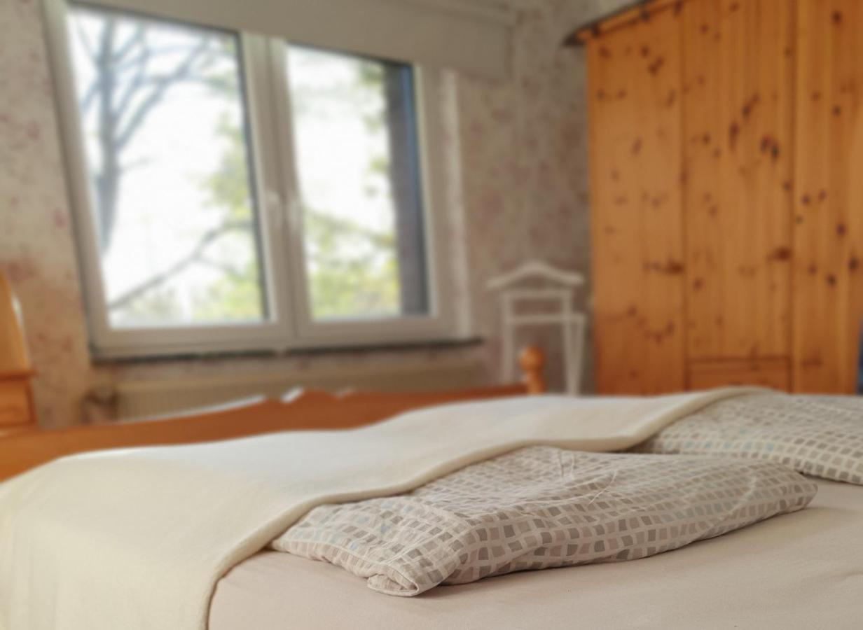 Ferienhaus Blauer See Mit Optionalem Hot-Tub Бокхорн Екстериор снимка
